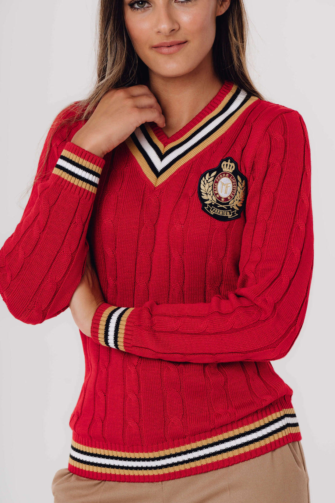 Cable-Knit Signature Premium V-Neck RED