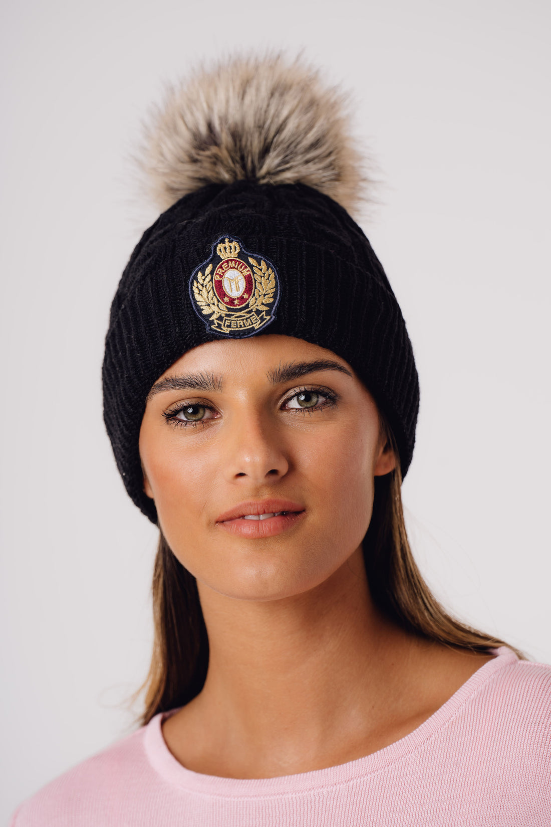 Cable-Knit Pom Pom Beanie BLACK