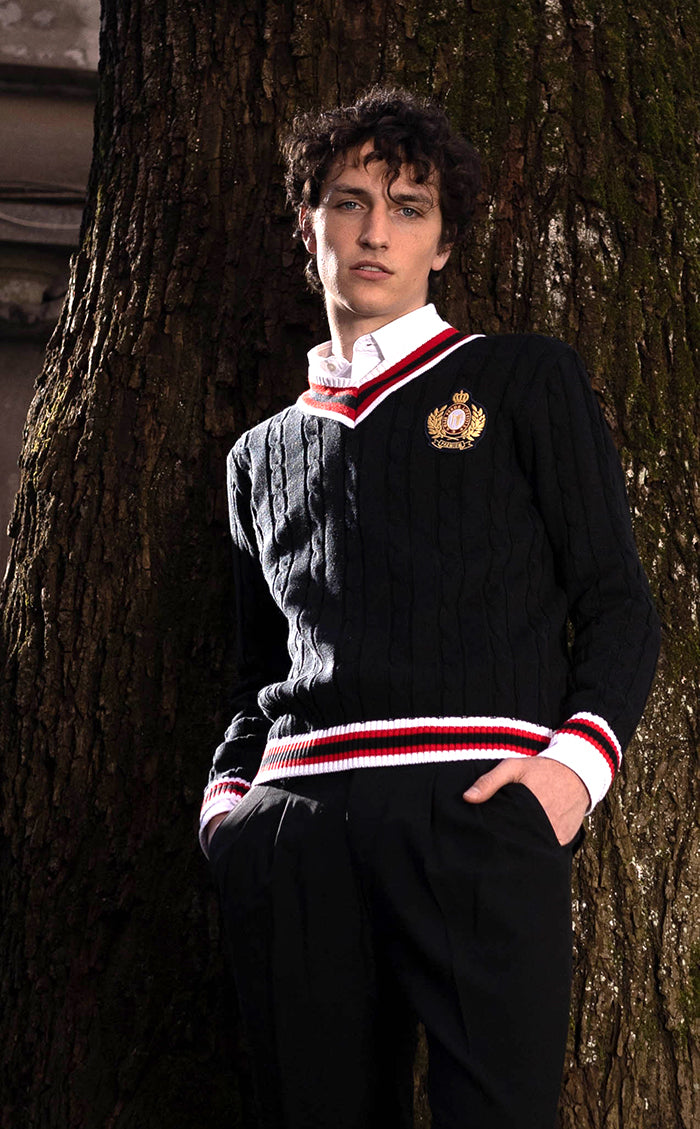 MEN Cable-Knit Signature Premium V-Neck BLACK – Premiumferme