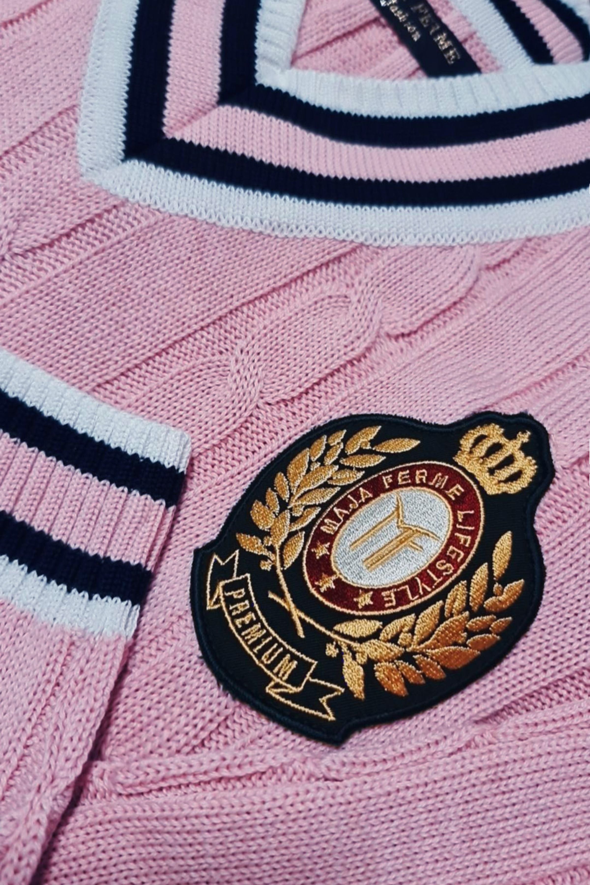 Organic cotton Cable-Knit Signature Premium V-Neck PINK Organic cotton Cable-Knit Signature Premium V-Neck PINK